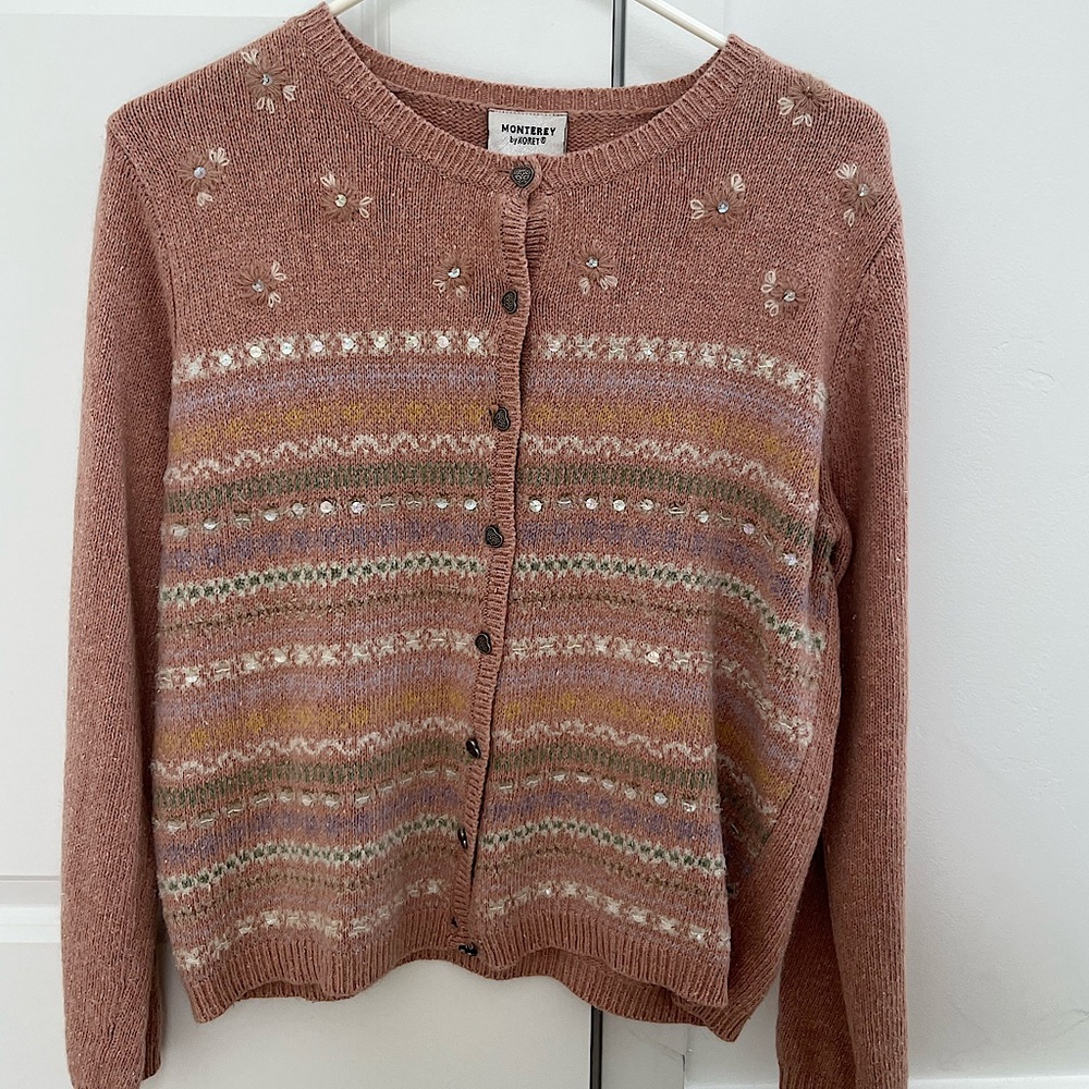 Beautiful vintage pink sweater with heart buttons